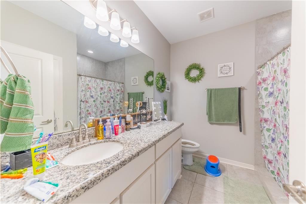 Photo 11 of 1424 Candor Drive