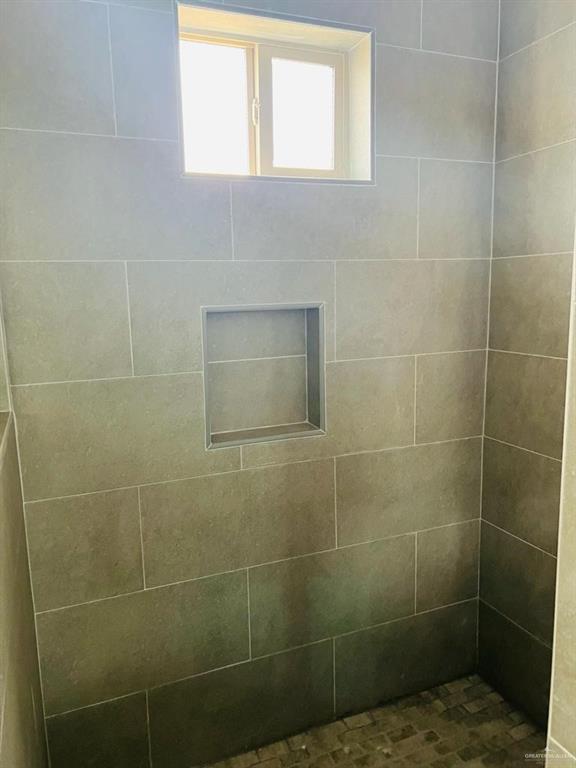 Photo 10 of 1405 Garfield Avenue #3