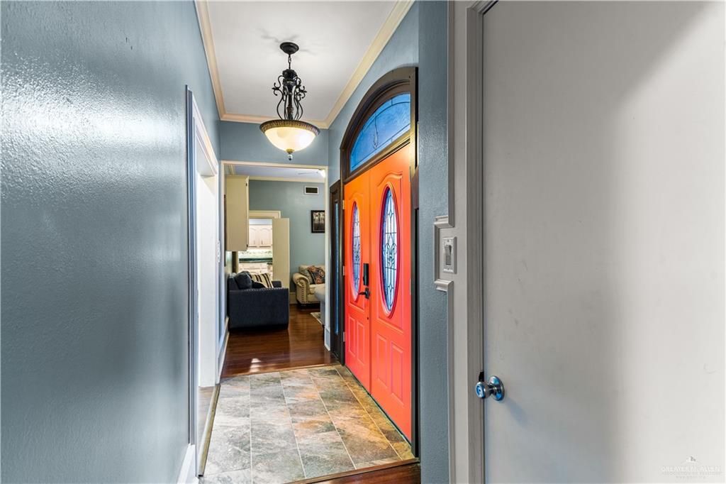 Photo 13 of 600 Wisteria Avenue