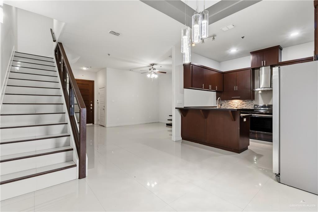 Photo 3 of 3016 L Street #2