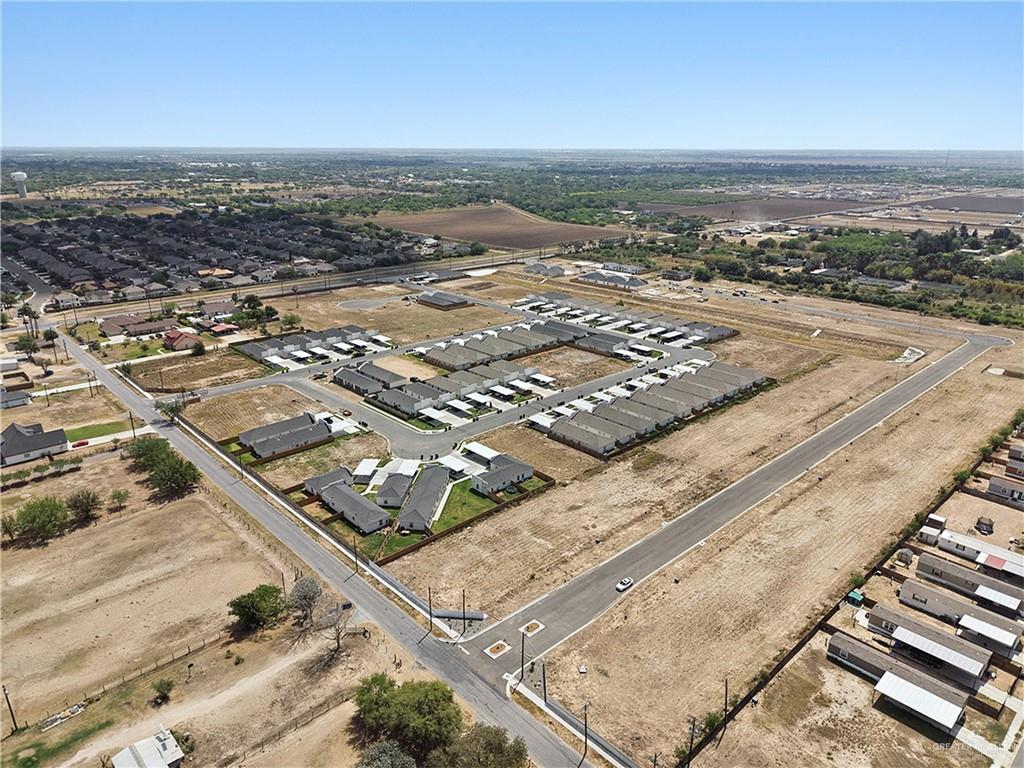 Photo 2 of 1315 Sunland Avenue