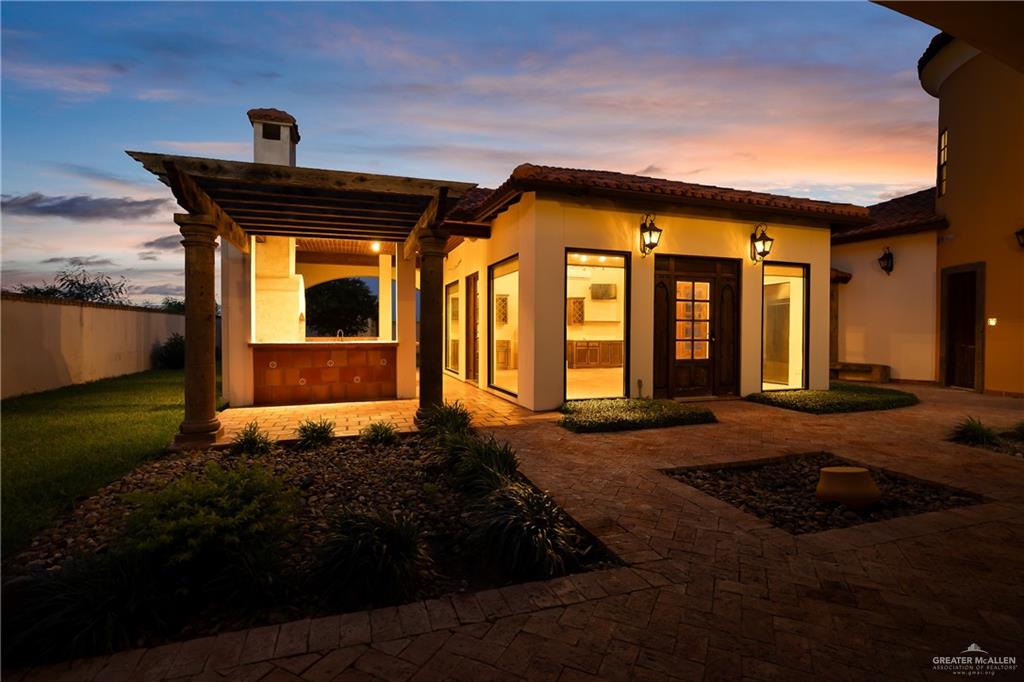 Photo 9 of 2304 Antigua Drive