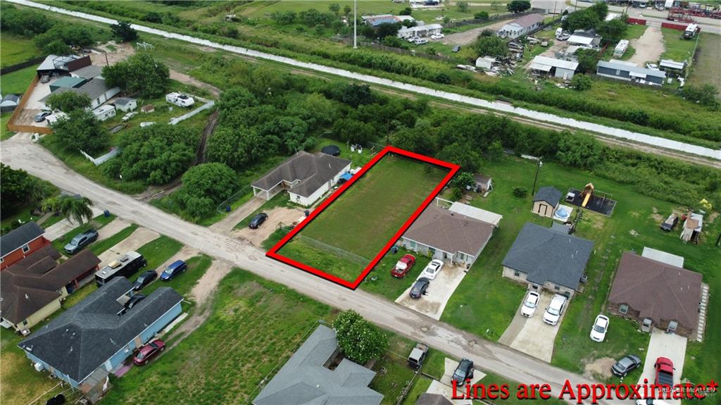 Photo 2 of 729 Hernandez Drive