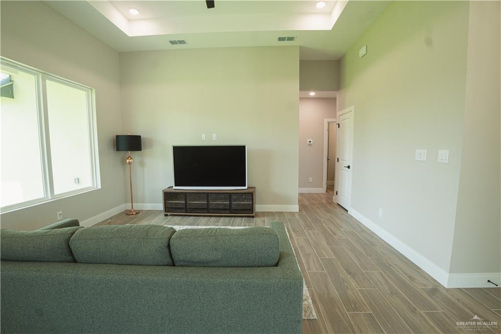 Photo 19 of 1116 Acacia Drive