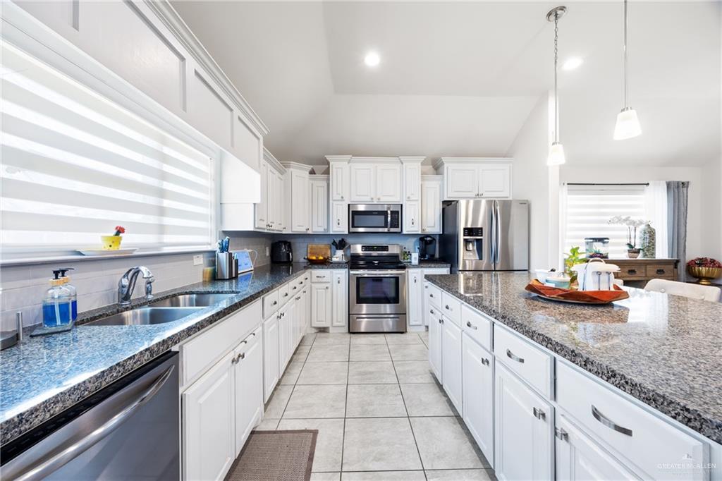 Photo 10 of 3812 Zenaida Avenue