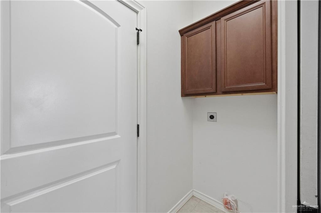 Photo 8 of 3207 Omega Street