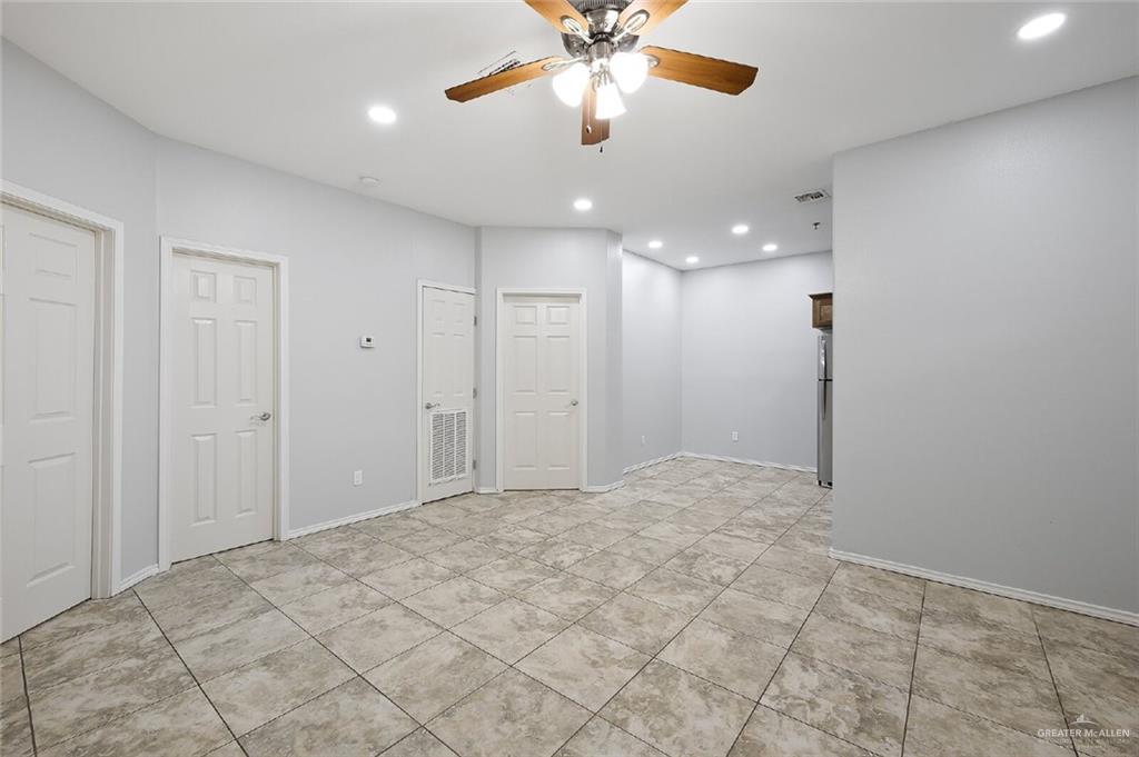 Photo 4 of 416 5th Street #B2