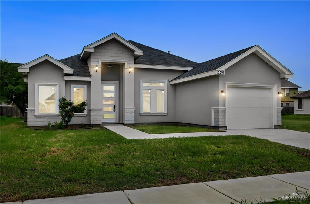 Photo 1 of 520 Pine Oak Street, Donna
