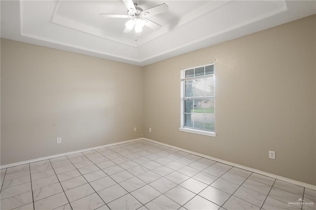 Photo 9 of 2305 Kimberly Lane #4