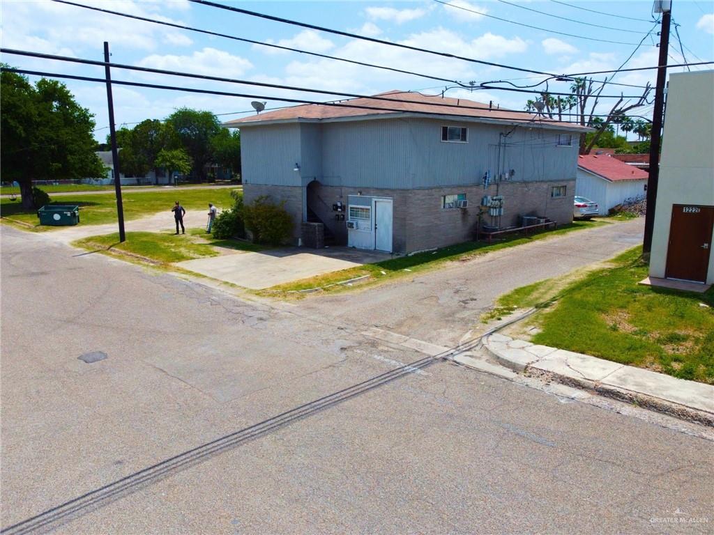 Photo 3 of 116 13th Street
