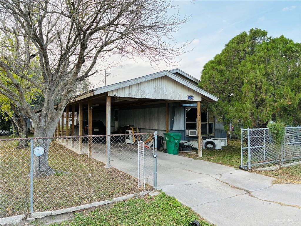 Photo 2 of 313 Meandering Way Avenue