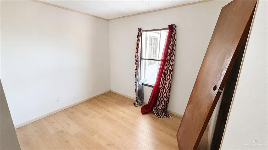 Photo 12 of 425 Oakwood Drive