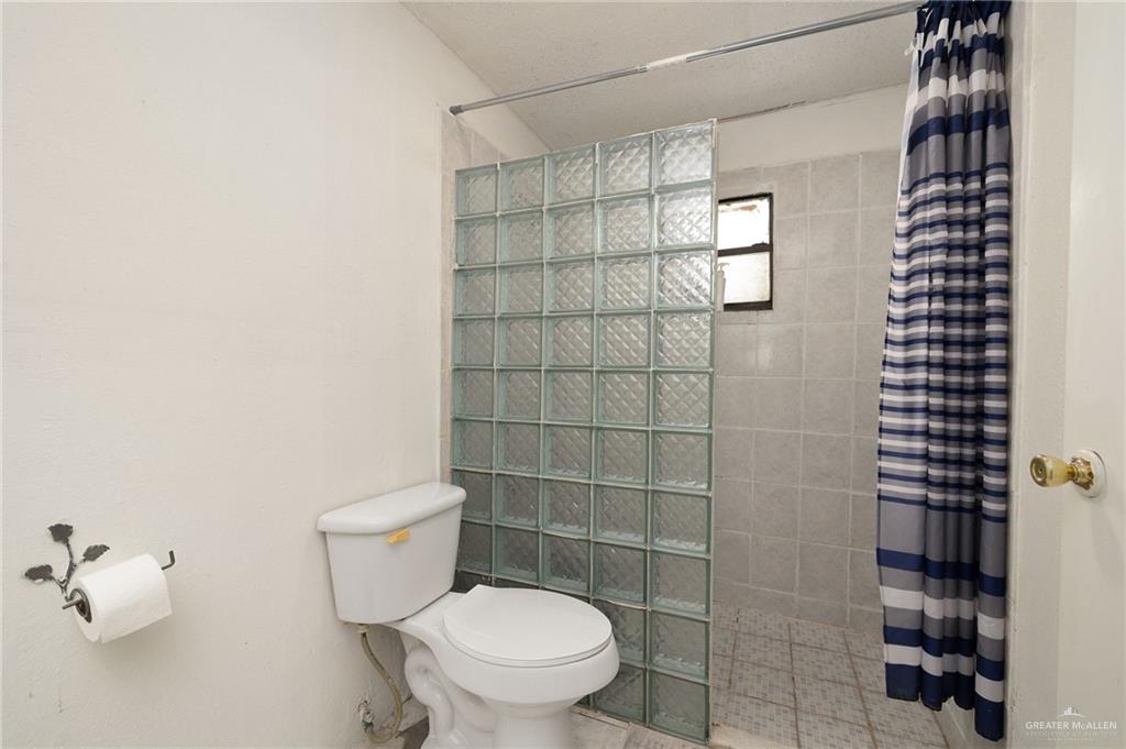 Photo 12 of 328 Albacore Street