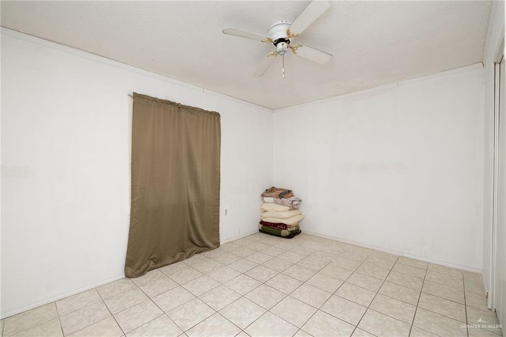 Photo 13 of 328 Albacore Street