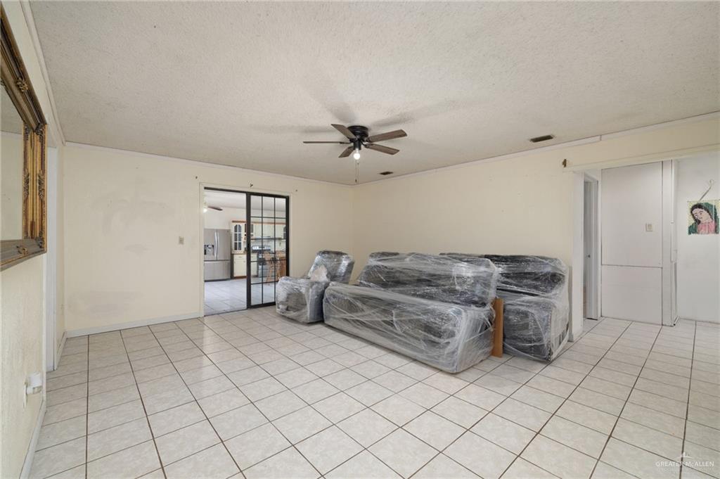 Photo 4 of 328 Albacore Street