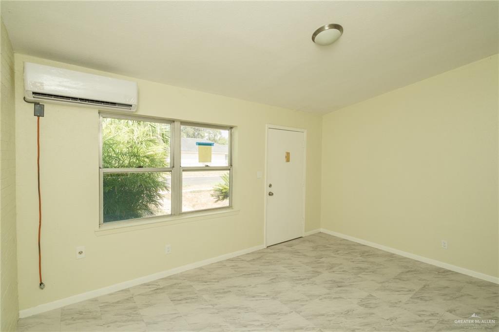 Photo 4 of 861 Sombra Street