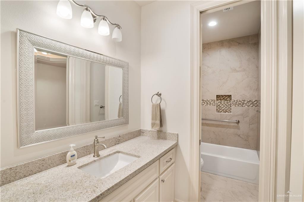 Photo 16 of 2820 Cuarzo Street