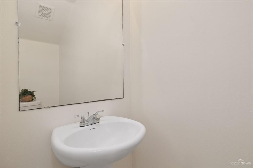 Photo 16 of 442 Aaron Street