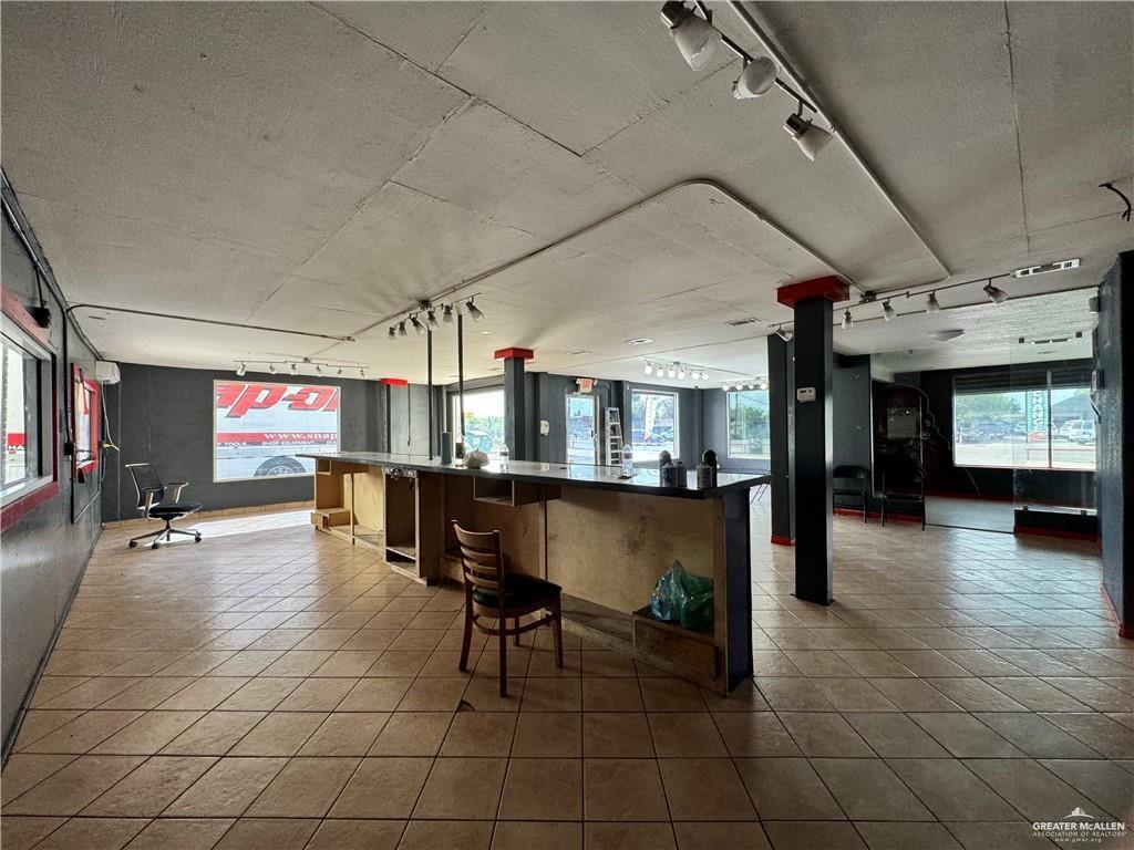 Photo 6 of 7525 Cage Boulevard