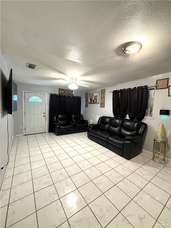 Photo 4 of 1017 Saltillo Street