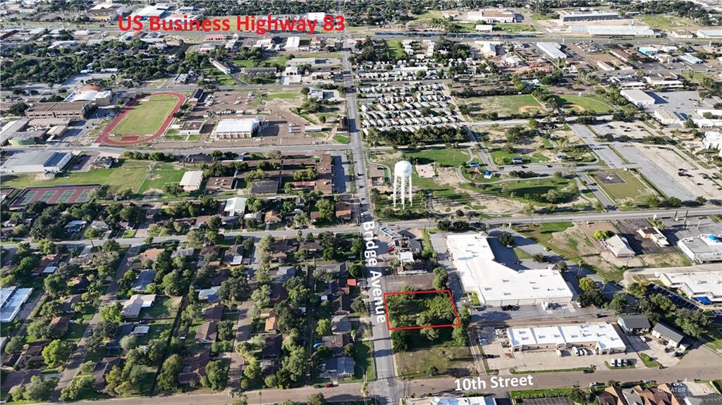 Photo 4 of 811 Bridge Avenue