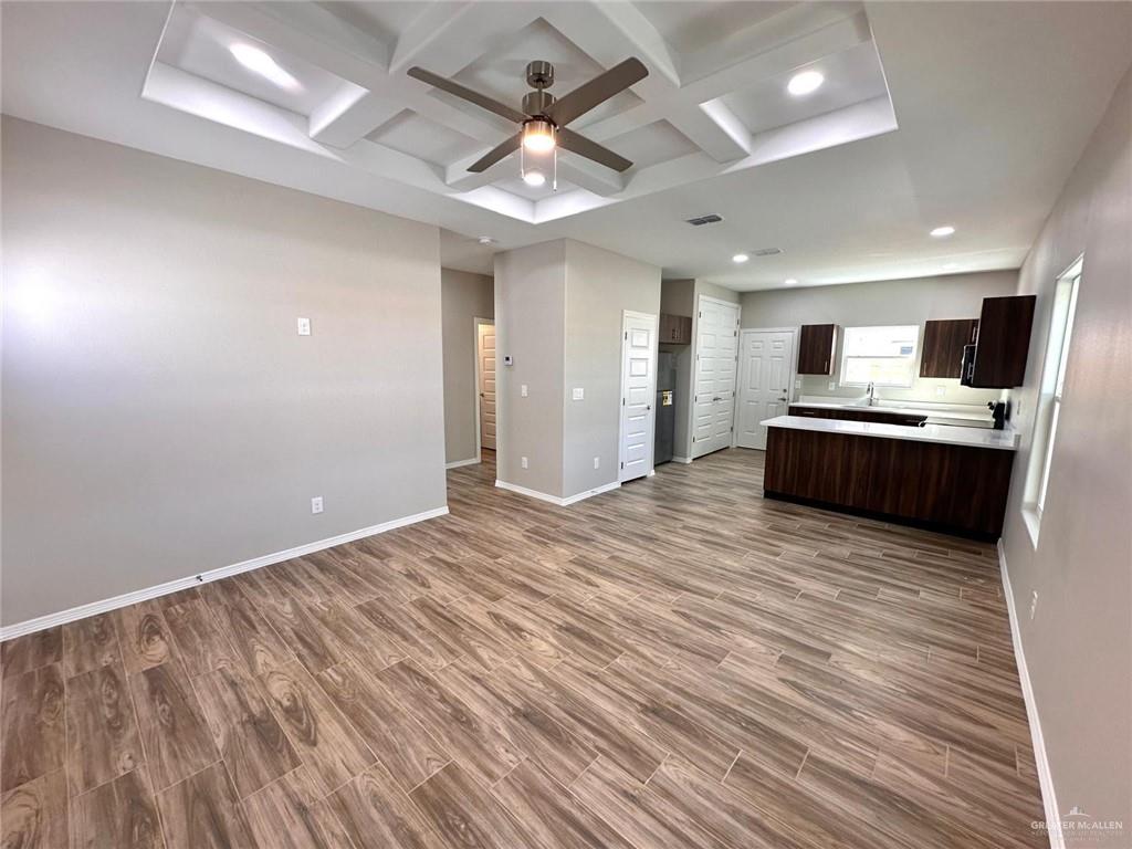 Photo 4 of 3908 Walnut Avenue #2