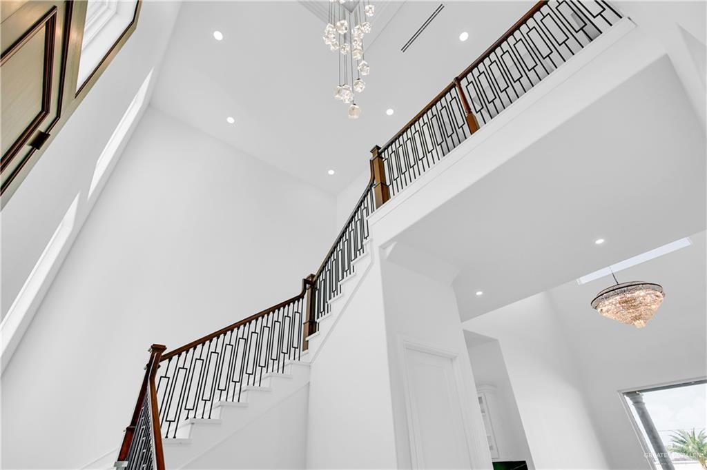 Photo 19 of 2612 Denton Creek Avenue