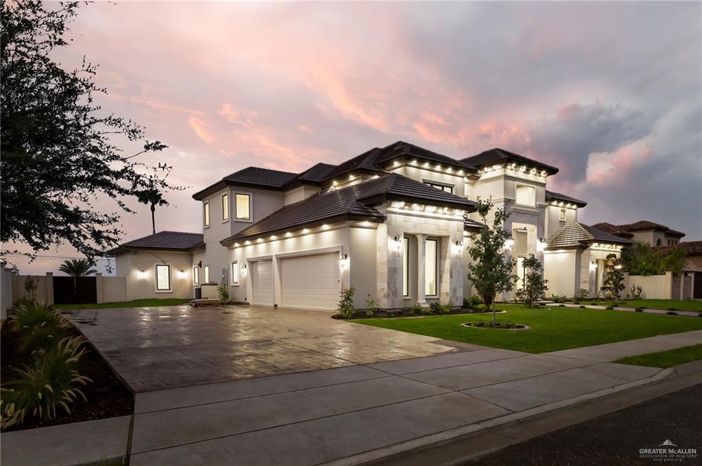 Photo 5 of 2612 Denton Creek Avenue