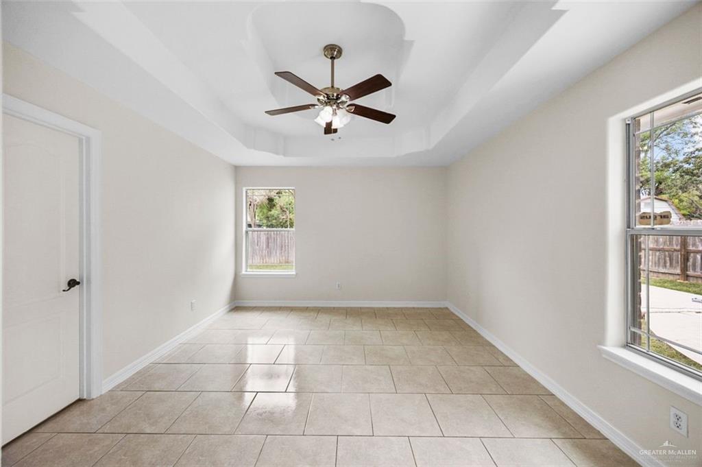Photo 9 of 2406 Dogwood Street