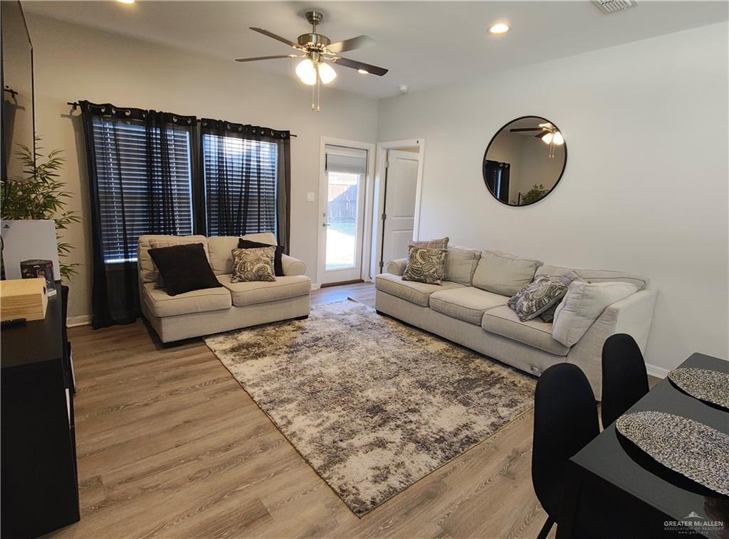 Photo 2 of 1405 Sonador Drive