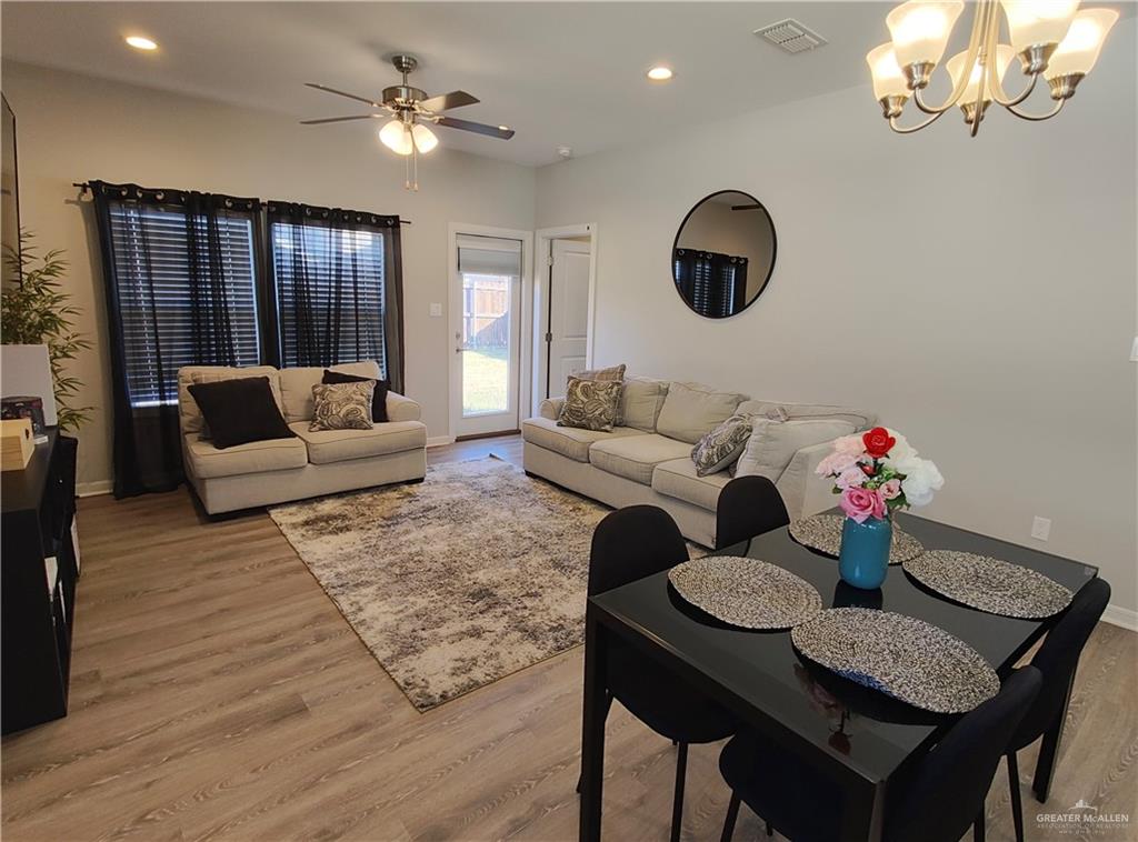 Photo 3 of 1405 Sonador Drive