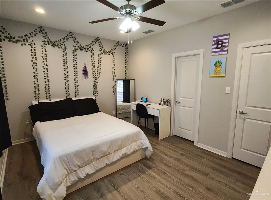 Photo 5 of 1405 Sonador Drive