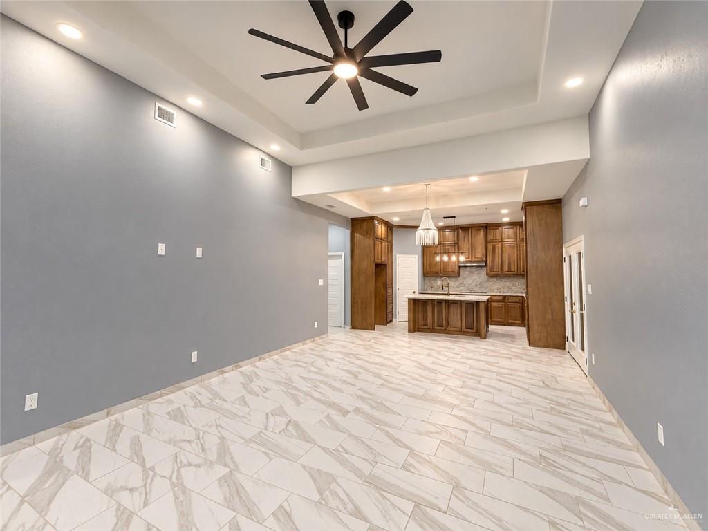 Photo 4 of 3103 Ebano Avenue