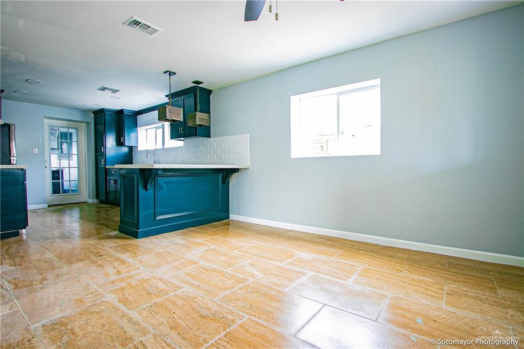 Photo 4 of 315 3rd Street