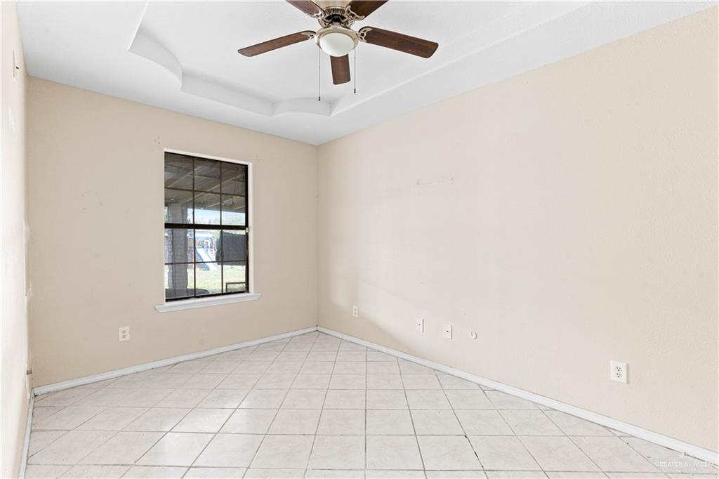 Photo 11 of 8601 Las Palmas Drive