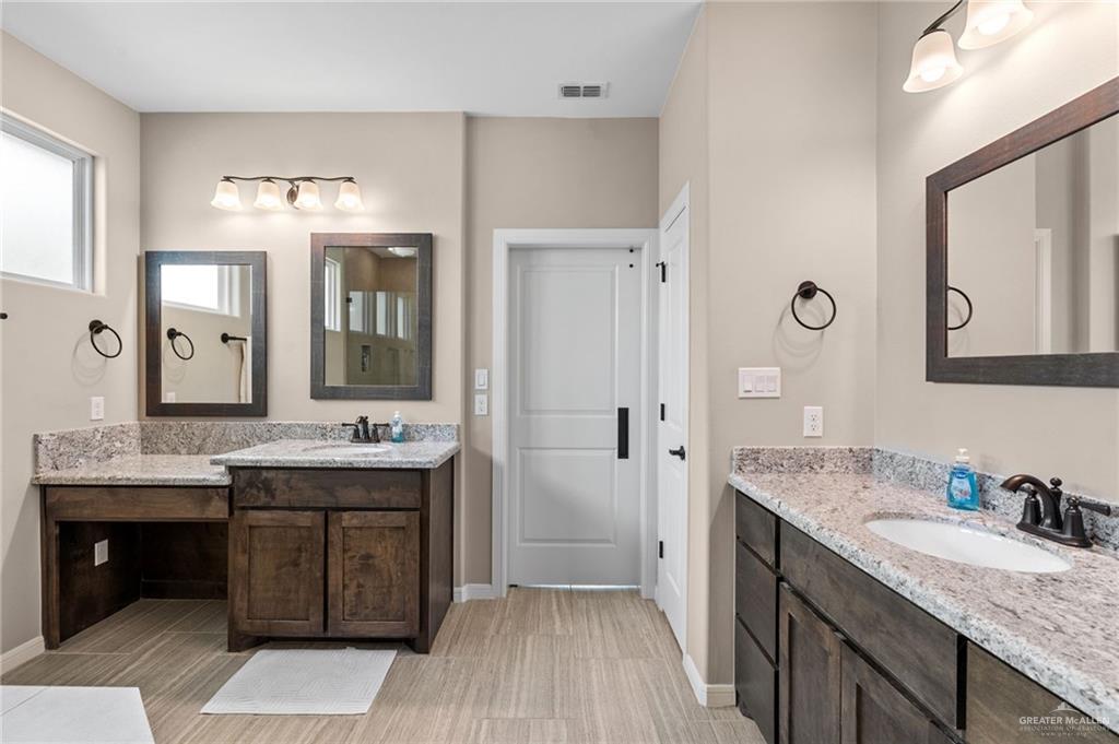 Photo 14 of 4701 Ensenada Avenue