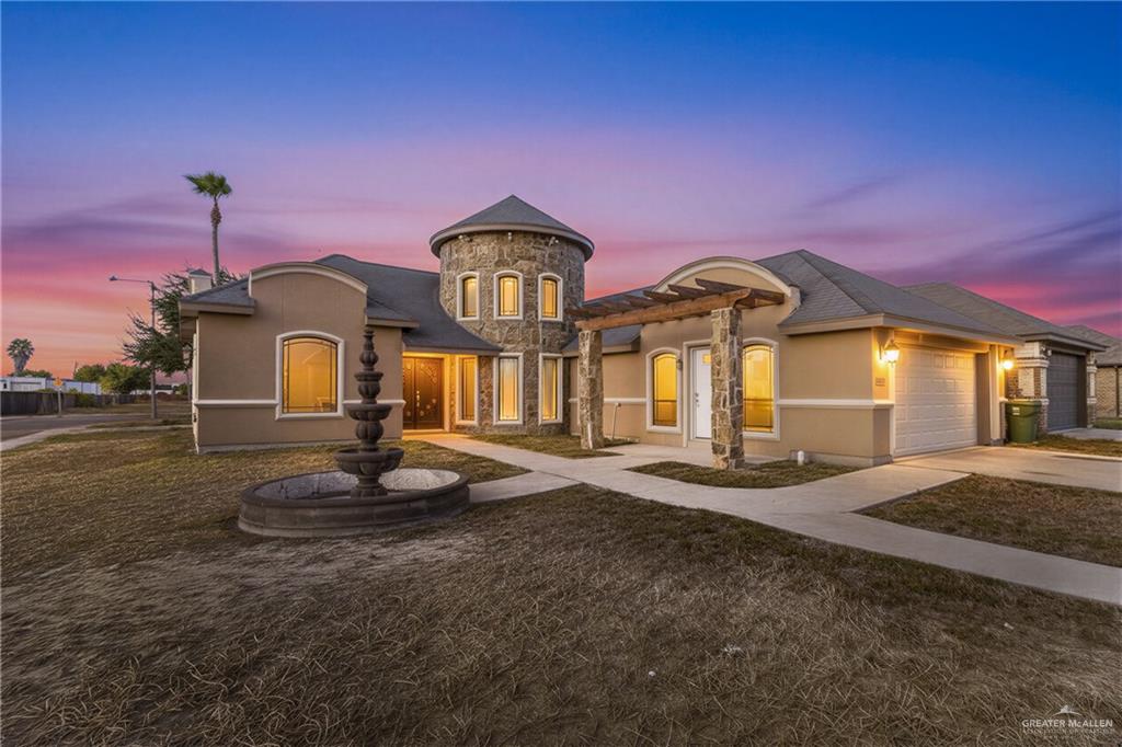 Photo 1 of 1332 Royal Palm Street, Alamo
