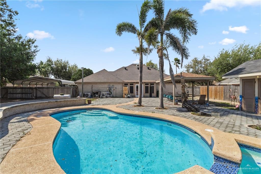Photo 17 of 1000 Paradise Circle