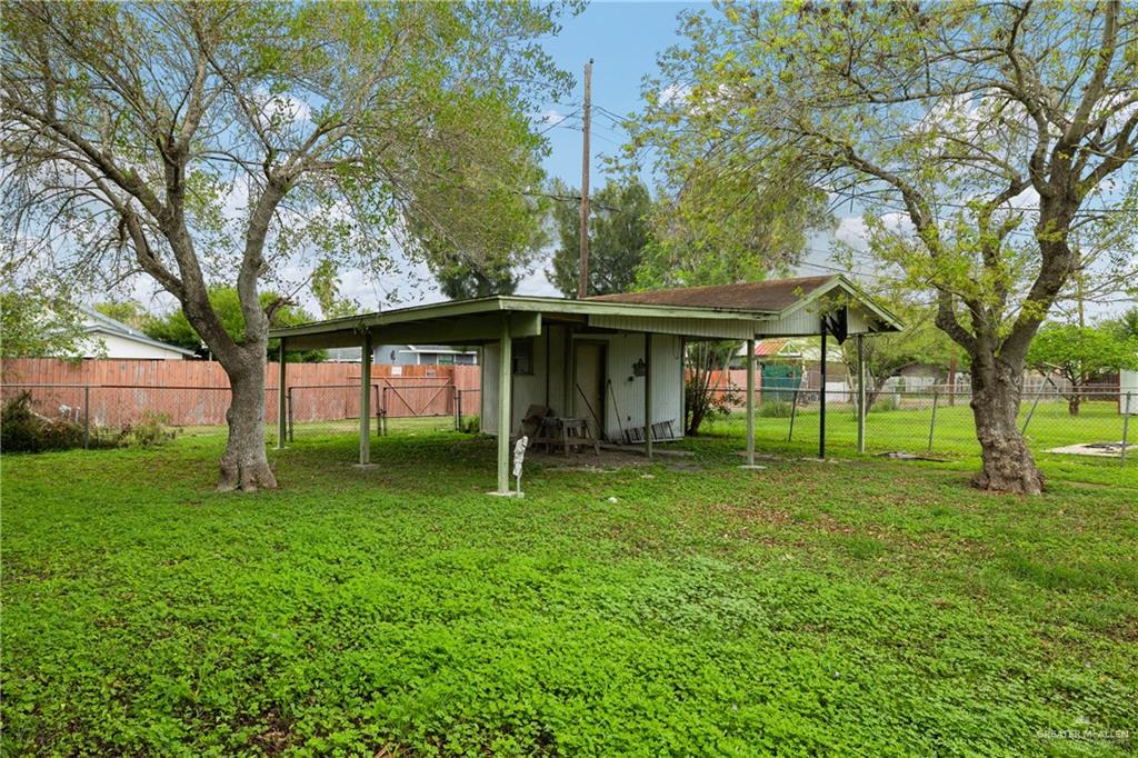 Photo 10 of 705 P Street