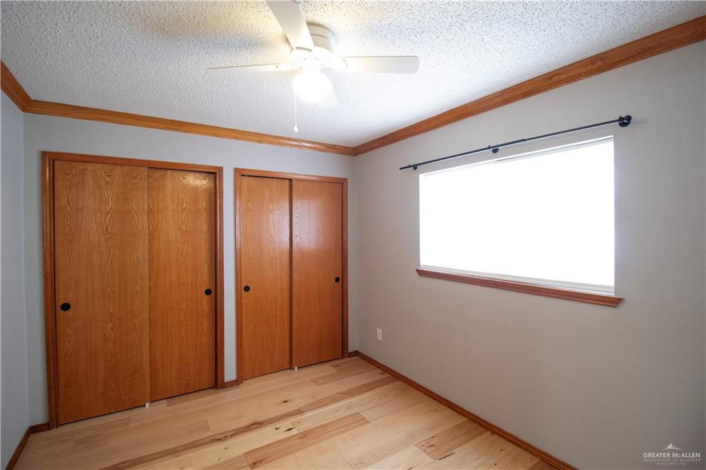 Photo 17 of 2105 Emory Avenue