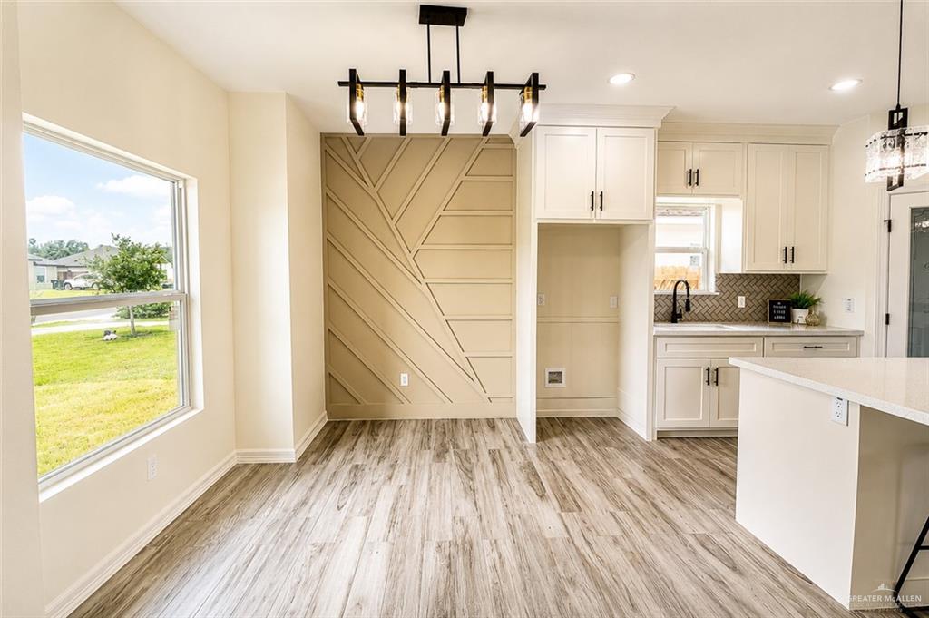 Photo 3 of 497 Balli Circle