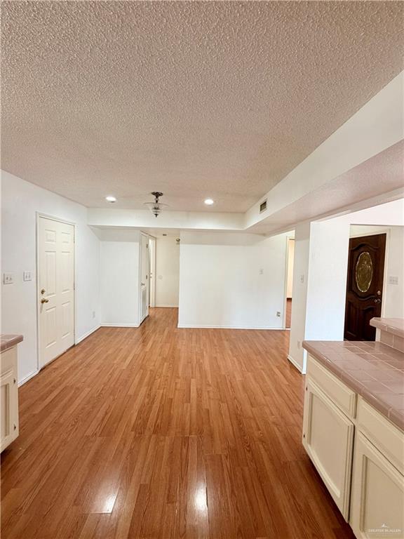 Photo 5 of 2810 Fresno Avenue