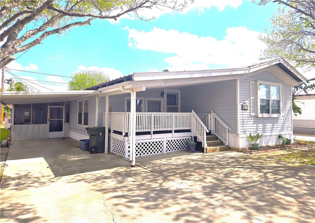 Photo 1 of 800 Hibiscus Lane #11, La Feria