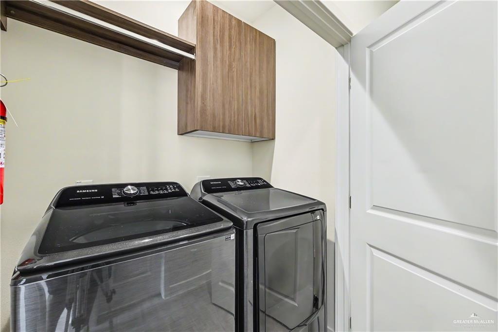 Photo 12 of 5800 Ozark Avenue #3