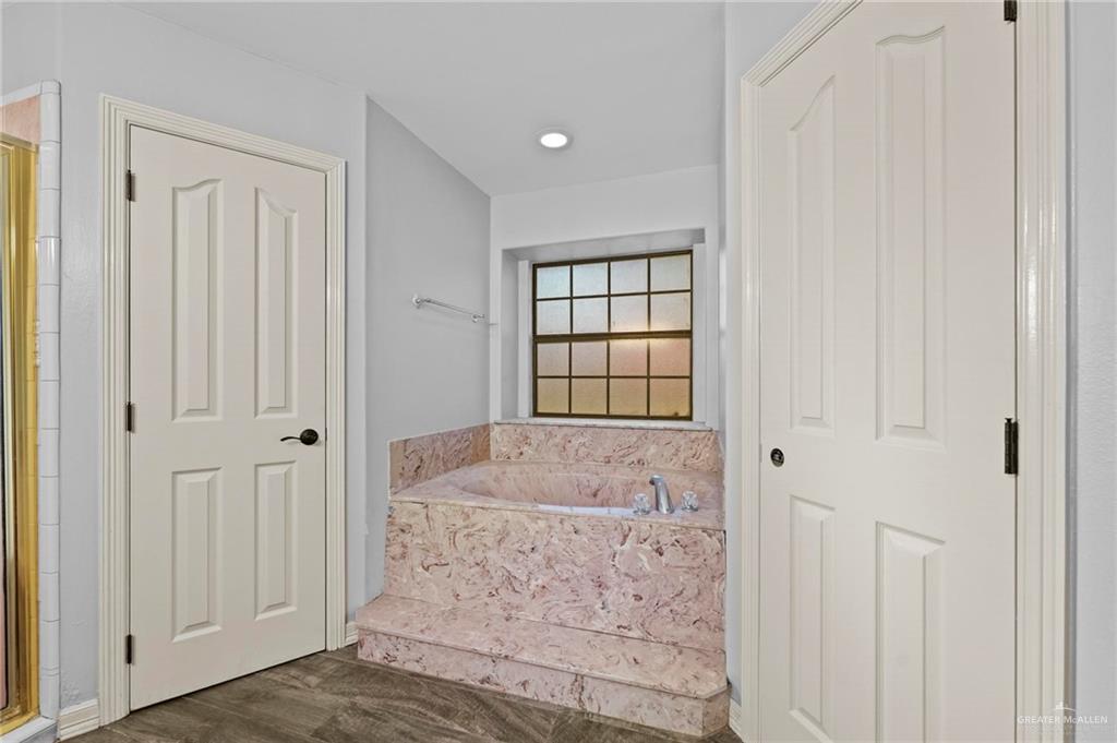 Photo 10 of 3831 Ora Street