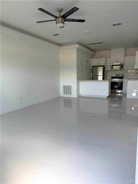 Photo 3 of 901 Yuma Avenue #802