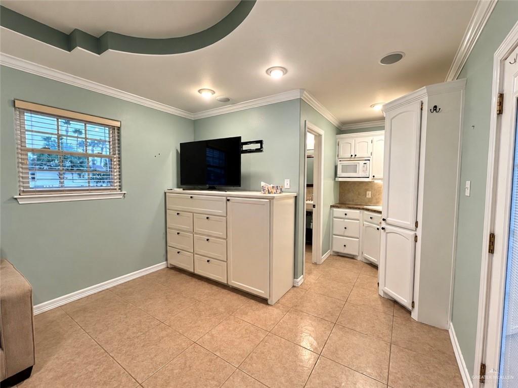 Photo 5 of 2101 Cortez West Avenue