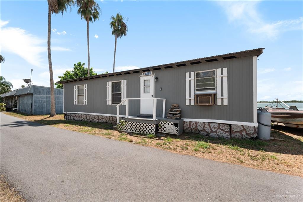 Photo 11 of 8482 Lago Vista Drive