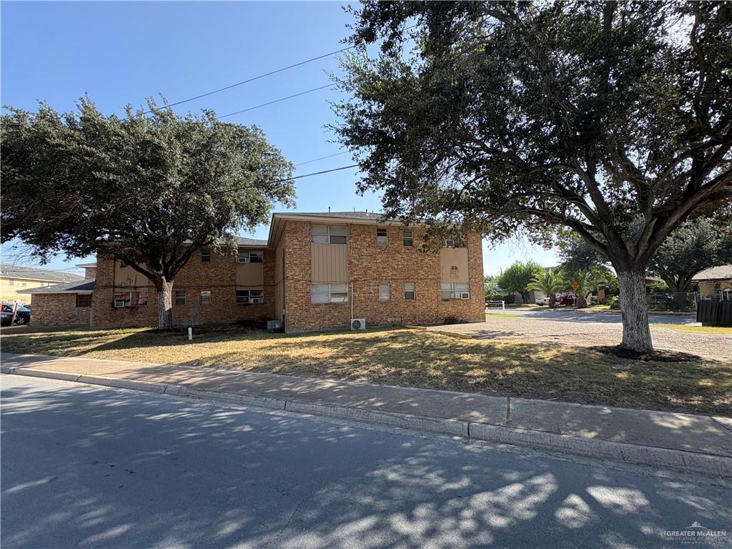 Photo 17 of 2700 28th Street
