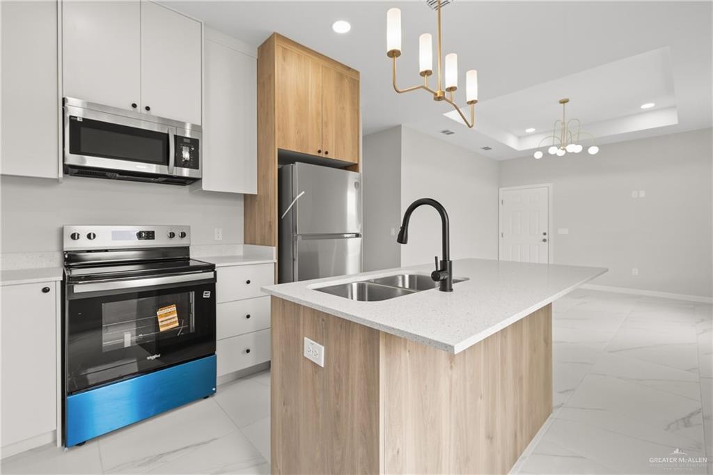 Photo 6 of 4209 Heron Avenue